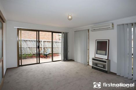 Property photo of 2/12 Heyington Circle Narre Warren VIC 3805