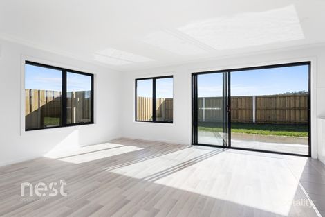 Property photo of 2/1 Ash Close Sorell TAS 7172