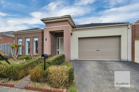 13 WATTLE GROVE RD, CAIRNLEA, VIC 3023