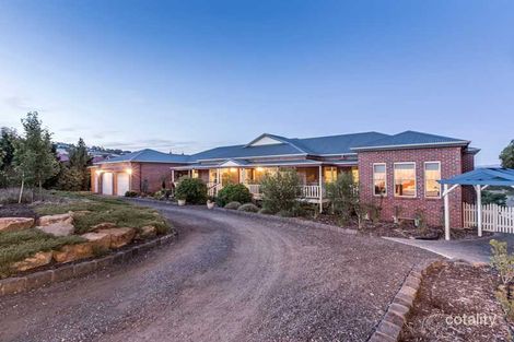 14 Manning Bvd, Darley, VIC 3340
