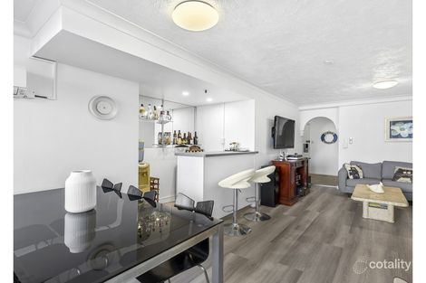 Property photo of 401/18 Hanlan Street Surfers Paradise QLD 4217