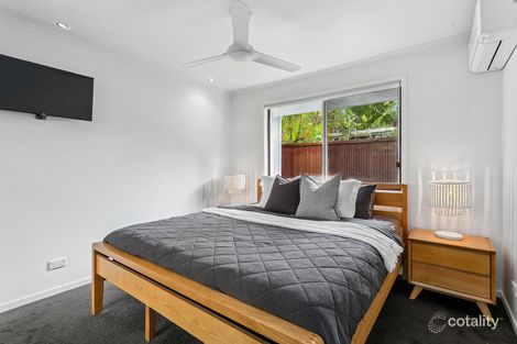 Property photo of 2/10 Cotinga Crescent Burleigh Waters QLD 4220