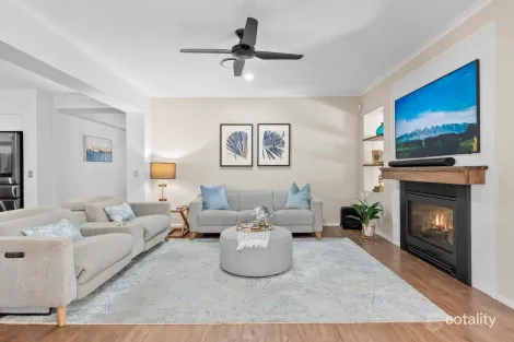 Property photo of 14 Evergreen Way North Kellyville NSW 2155