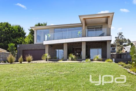 Property photo of 23 Seaview Close Rosebud VIC 3939