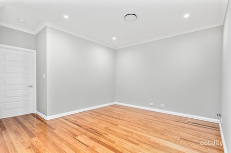 Property photo of 21 Balmoral Parade Tullimbar NSW 2527