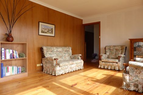 Property photo of 11 Powers Place Latham ACT 2615