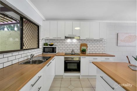 Property photo of 2/8-9 Crathern Close Edge Hill QLD 4870