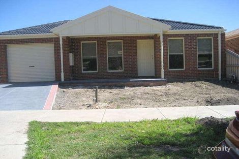 8 Ovens Cct, Whittlesea, VIC 3757
