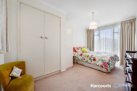 Property photo of 8 Ivy Court Mount Waverley VIC 3149