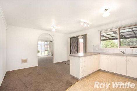 Property photo of 5 Albyn Close Pakenham VIC 3810