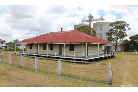 19 Hamilton St, Warwick, QLD 4370