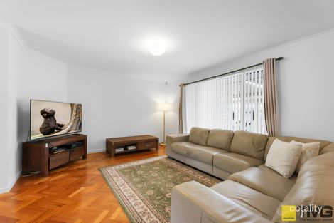 Property photo of 17 Stockman Crescent Mudgeeraba QLD 4213