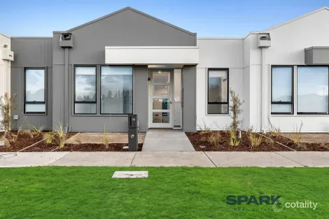 5b Eiffel Ave, Bonnie Brook, VIC 3335