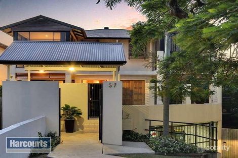 2/37 Sandford St, St Lucia, QLD 4067