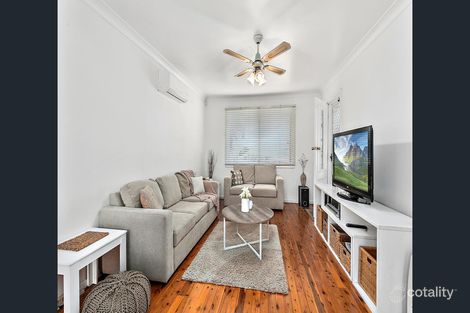 Property photo of 36 Girraween Avenue Lake Illawarra NSW 2528