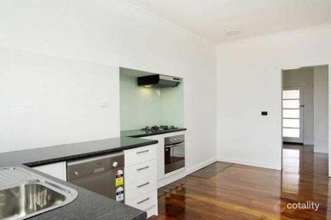 Property photo of 24 Shannon Avenue Hamlyn Heights VIC 3215