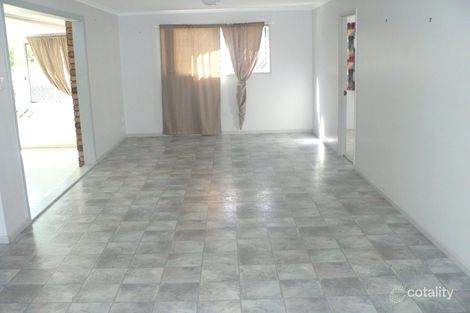 Property photo of 4 Graham Street Tannum Sands QLD 4680