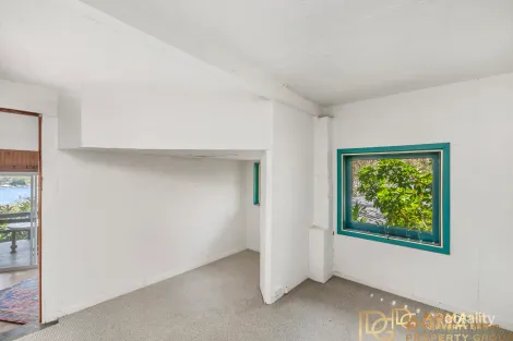 Property photo of 84 Heath Road Pretty Beach NSW 2257