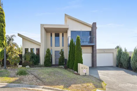 Property photo of 5 Crown Place Berwick VIC 3806