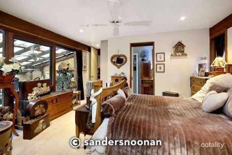 Property photo of 914 Henry Lawson Drive Picnic Point NSW 2213