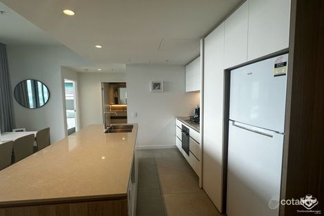 Property photo of 12 Philip Avenue Broadbeach QLD 4218