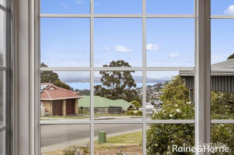 Property photo of 8 Welcome Avenue Kingston TAS 7050