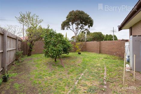 Property photo of 16 Wingala Avenue Keysborough VIC 3173