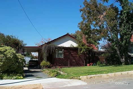 37 Cordelia Ave, Coolbellup, WA 6163