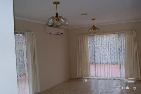 Property photo of 7 Lansbury Drive Narre Warren South VIC 3805