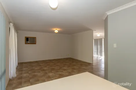 Property photo of 13 Tatlock Way Stratton WA 6056