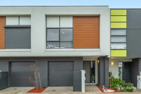 Property photo of 12 Barool Street Wollert VIC 3750