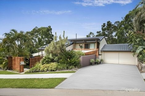 24 Stralock St, Chapel Hill, QLD 4069