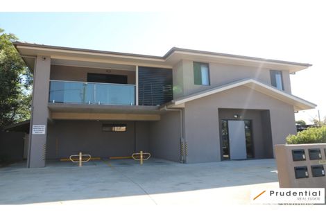 6/3 Bradbury Ave, Campbelltown, NSW 2560