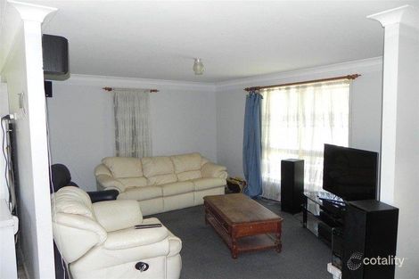 Property photo of 6 Kiah Close Ocean Shores NSW 2483