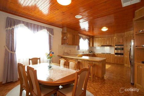 Property photo of 37 Coleridge Drive Delahey VIC 3037