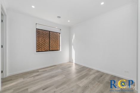 Property photo of 11/11 Callistemon Circuit Lara VIC 3212