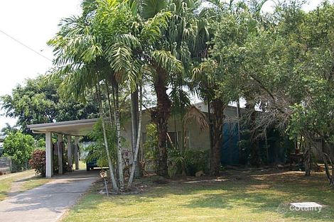 4 Dunbar St, Mooroobool, QLD 4870