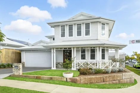 Property photo of 35 Mount Pleasant Drive Menangle Park NSW 2563