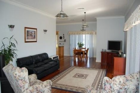 Property photo of 37 Makoro Street Pelican NSW 2281