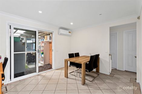 Property photo of 25 Macleay Place Albion Park NSW 2527