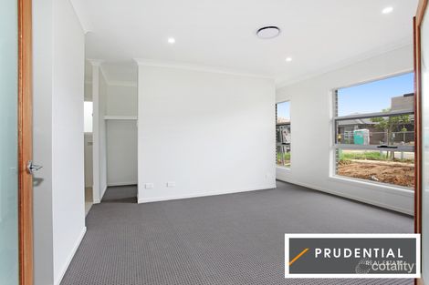 Property photo of 21 Hansford Street Oran Park NSW 2570