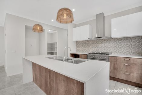 25 Angove St, Craigieburn, VIC 3064