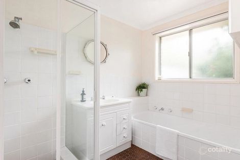 Property photo of 21 Onkaparinga Crescent Kaleen ACT 2617