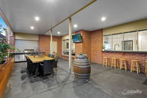 Property photo of 18 Caribbean Pine Court Lyndhurst VIC 3975