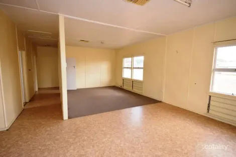 Property photo of 100 Crane Street Longreach QLD 4730