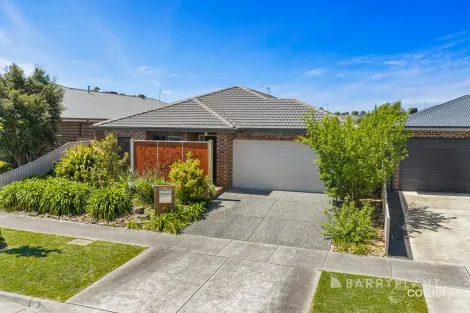 15 Carrum St, Alfredton, VIC 3350