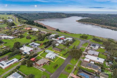 Property photo of 8 Anzac Avenue Koroit VIC 3282