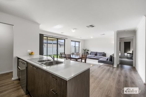 Property photo of 23 Murray Way West Wodonga VIC 3690