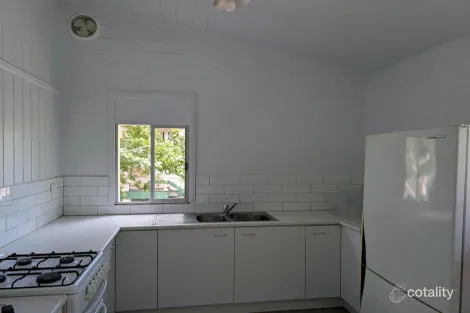 Property photo of 2 Myall Street Dalby QLD 4405