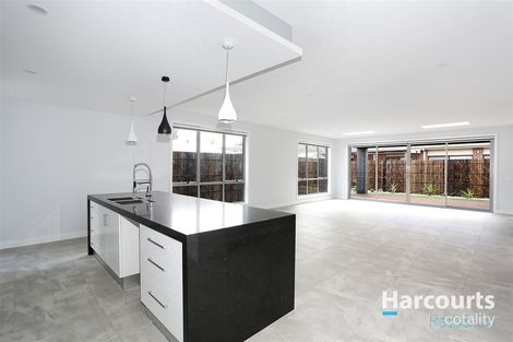 Property photo of 1/23 Wotan Drive Epping VIC 3076